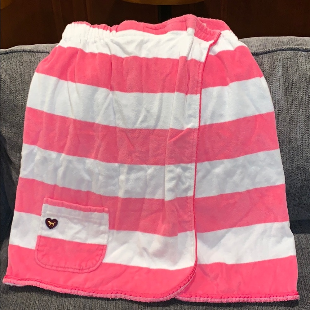 Towel bathrobe